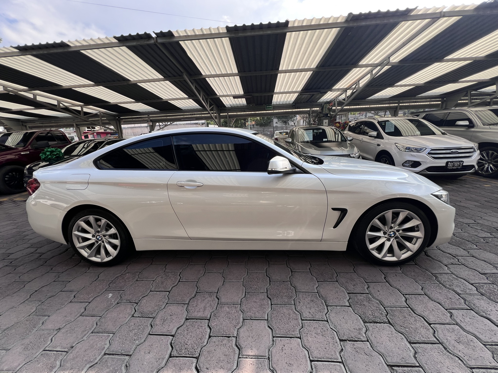 BMW Serie 4 420i Coupé Executive 2020
